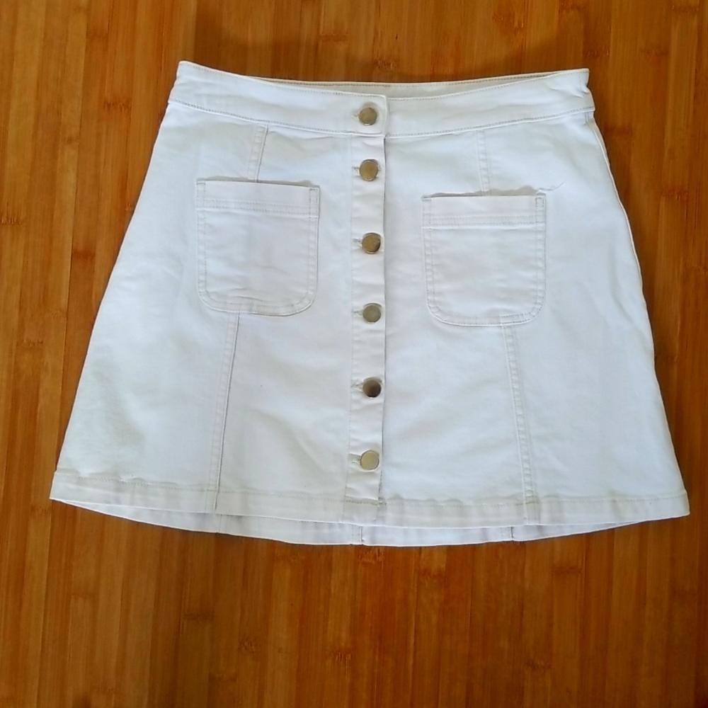 H&M Button-up Cream Mini Skirt